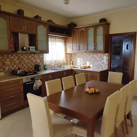 το σπίτι της ραπτομηχανής Apartment *