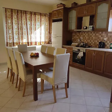 Apartment το σπίτι της ραπτομηχανής Velo-Vocha