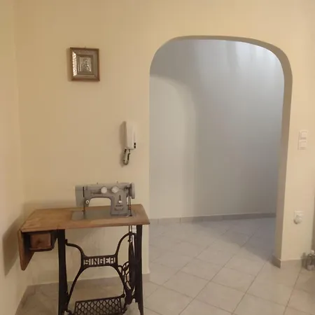 το σπίτι της ραπτομηχανής Apartment *
