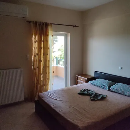 το σπίτι της ραπτομηχανής Apartment