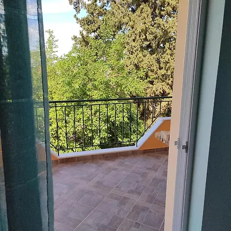 Apartment το σπίτι της ραπτομηχανής Velo-Vocha