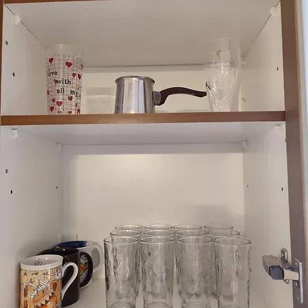 το σπίτι της ραπτομηχανής Apartment *